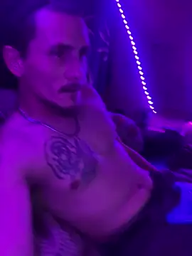 Snapshot of bugboy chatting on 03/14/26, 03:56 bugboy online show from 03/14/26, 03:56