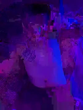 Snapshot of bugboy chatting on 03/20/26, 07:24 bugboy online show from 03/20/26, 07:24