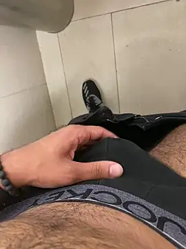 Snapshot of par_0111 chatting on 03/02/26, 09:49 par 0111 online show from 03/02/26, 09:49