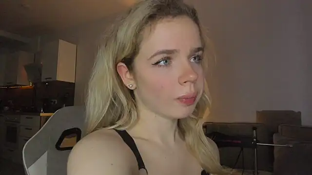 lit asella online show from 12/24/24, 12:44