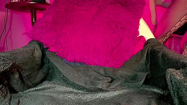 SEXYTRAV18 online show from 02/24/26, 03:26