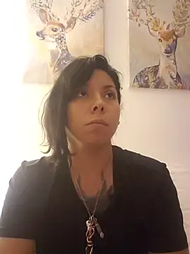 Snapshot of Diosagata chatting on 11/17/25, 11:32 Diosagata online show from 11/17/25, 11:32