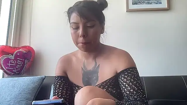 Snapshot of Diosagata chatting on 02/23/26, 03:53 Diosagata online show from 02/23/26, 03:53