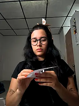 Snapshot of Annya-sweet chatting on 03/04/26, 03:40 Annya-sweet online show from 03/04/26, 03:40