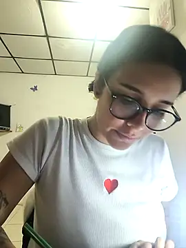 Snapshot of Annya-sweet chatting on 03/07/26, 03:03 Annya-sweet online show from 03/07/26, 03:03