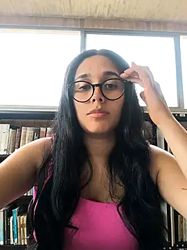 Snapshot of Annya-sweet chatting on 03/25/26, 04:57 Annya-sweet online show from 03/25/26, 04:57