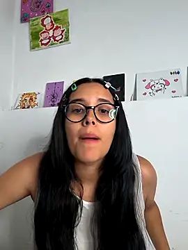 Snapshot of Annya-sweet chatting on 04/15/26, 03:30 Annya-sweet online show from 04/15/26, 03:30