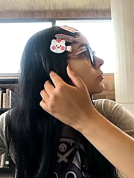 Snapshot of Annya-sweet chatting on 04/16/26, 01:23 Annya-sweet online show from 04/16/26, 01:23