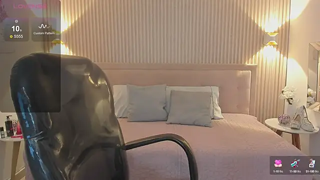 Snapshot of Sooffii_1 chatting on 12/06/24, 05:53 Sooffii 1 online show from 12/06/24, 05:53