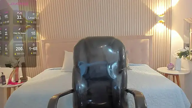 Snapshot of Sooffii_1 chatting on 01/14/25, 05:19 Sooffii 1 online show from 01/14/25, 05:19