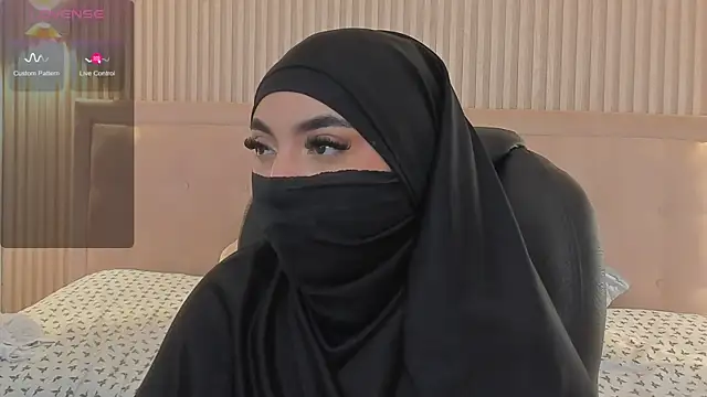 Snapshot of Sooffii_1 chatting on 03/12/25, 05:24 Sooffii 1 online show from 03/12/25, 05:24