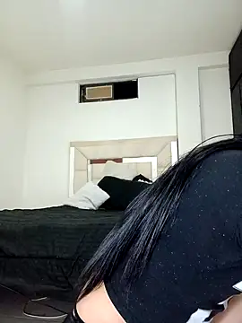 Snapshot of yesik_beltran chatting on 12/31/24, 09:53 yesik beltran online show from 12/31/24, 09:53