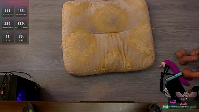 Redhead Shark new online show from 10/02/25, 12:01