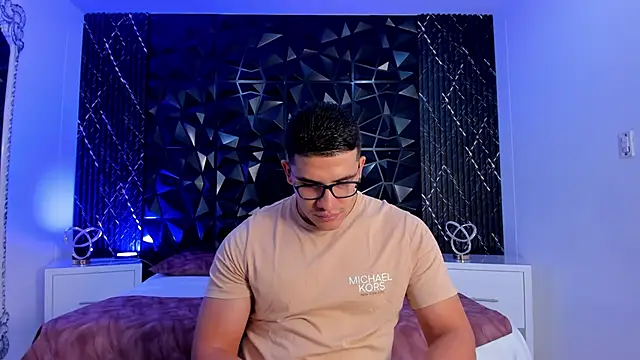 Snapshot of JeffDaltton chatting on 11/25/25, 07:58 JeffDaltton online show from 11/25/25, 07:58