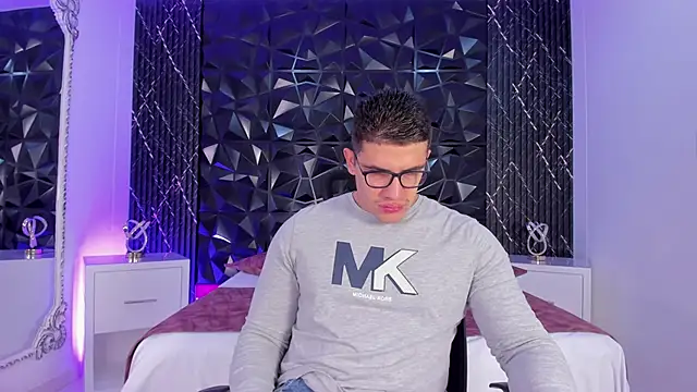 Snapshot of JeffDaltton chatting on 12/01/25, 08:25 JeffDaltton online show from 12/01/25, 08:25