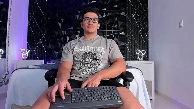 Snapshot of JeffDaltton chatting on 01/15/26, 08:12 JeffDaltton online show from 01/15/26, 08:12