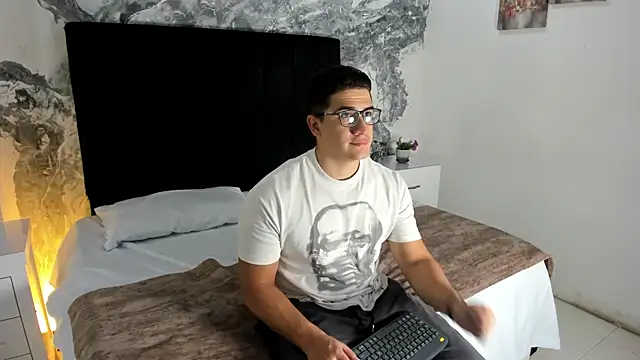 Snapshot of JeffDaltton chatting on 02/21/26, 07:59 JeffDaltton online show from 02/21/26, 07:59