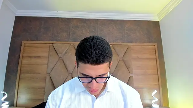 Snapshot of JeffDaltton chatting on 03/21/26, 12:32 JeffDaltton online show from 03/21/26, 12:32