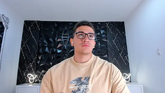 Snapshot of JeffDaltton chatting on 04/01/26, 01:01 JeffDaltton online show from 04/01/26, 01:01