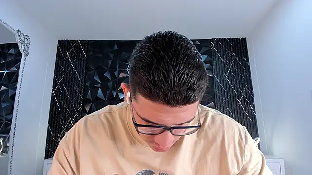 Snapshot of JeffDaltton chatting on 04/01/26, 01:41 JeffDaltton online show from 04/01/26, 01:41