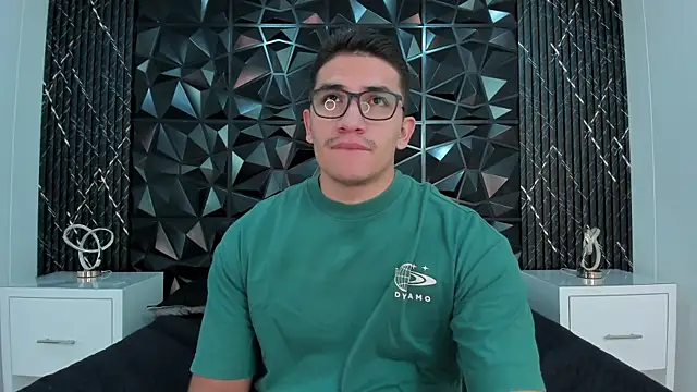 Snapshot of JeffDaltton chatting on 04/04/26, 12:46 JeffDaltton online show from 04/04/26, 12:46