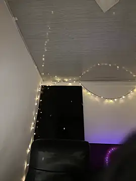 Snapshot of salome_polaniiee chatting on 01/30/25, 08:22 salome polaniiee online show from 01/30/25, 08:22