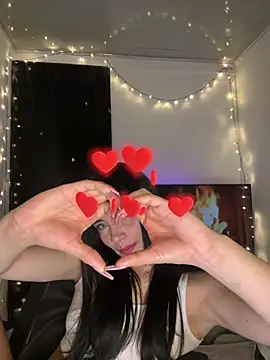 Snapshot of salome_polaniiee chatting on 02/21/25, 04:40 salome polaniiee online show from 02/21/25, 04:40