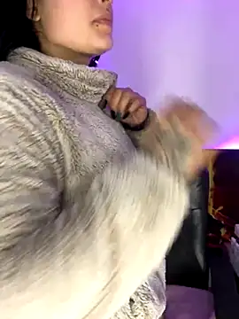 Snapshot of salome_polaniiee chatting on 10/02/25, 07:04 salome polaniiee online show from 10/02/25, 07:04