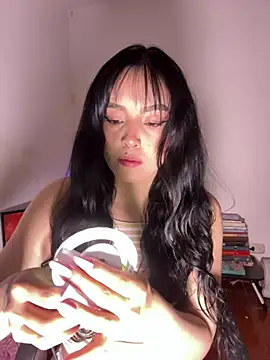 Snapshot of salome_polaniiee chatting on 07/21/26, 05:43 salome polaniiee online show from 07/21/26, 05:43