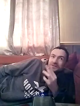 Snapshot of Erimyka chatting on 02/17/26, 04:02 Erimyka online show from 02/17/26, 04:02