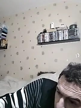 Snapshot of Erimyka chatting on 03/20/26, 11:42 Erimyka online show from 03/20/26, 11:42