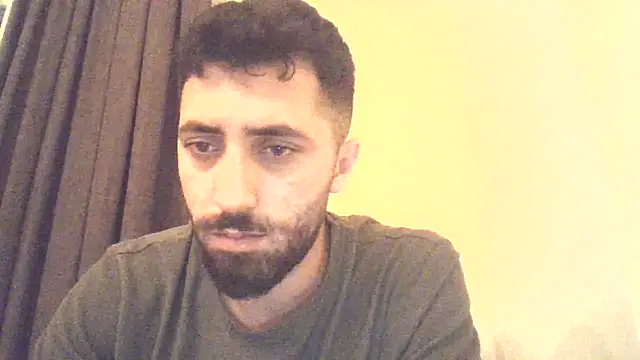 Snapshot of Rakiyy34 chatting on 11/04/25, 05:01 Rakiyy34 online show from 11/04/25, 05:01