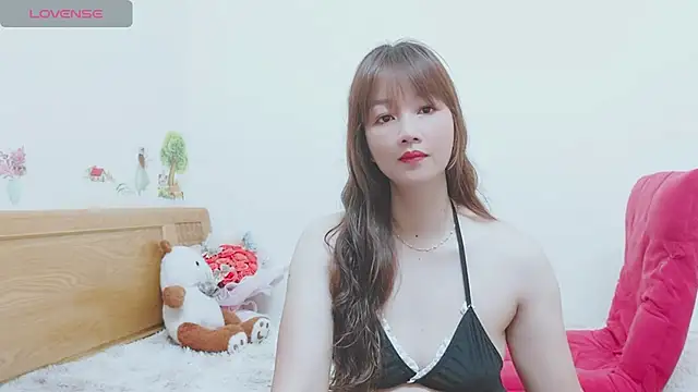 Holygirlsweet777 online show from 12/06/24, 11:11