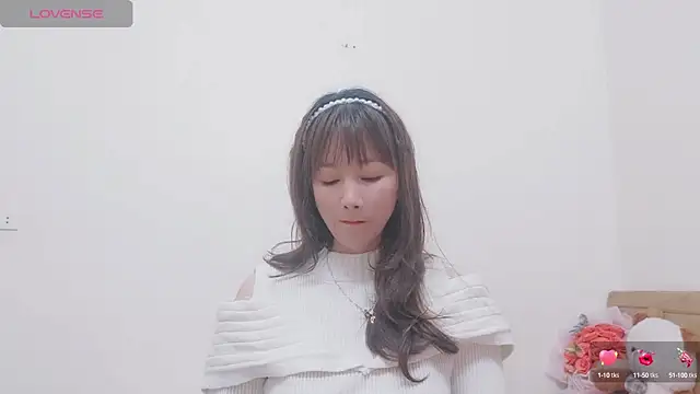 Holygirlsweet777 online show from 12/27/24, 01:22