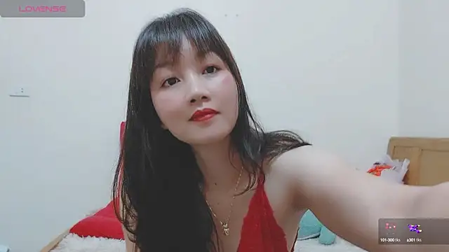 Holygirlsweet777 online show from 03/04/25, 08:57