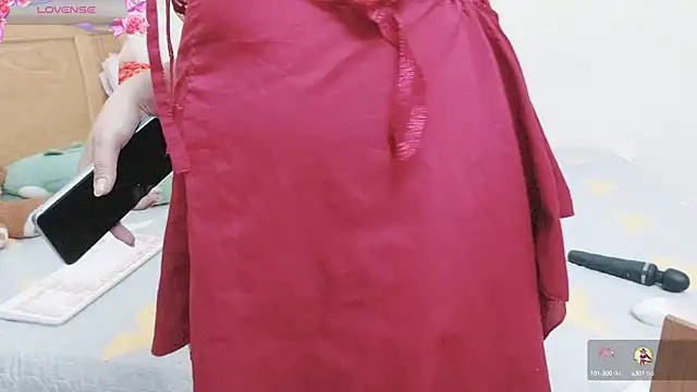 Holygirlsweet777 online show from 10/04/25, 01:47