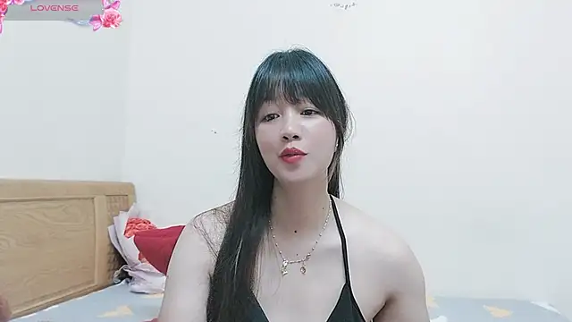 Holygirlsweet777 online show from 10/07/25, 01:36