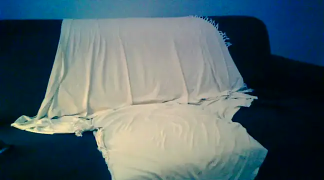 Snapshot of CrisSexShy chatting on 03/17/25, 02:41 CrisSexShy online show from 03/17/25, 02:41