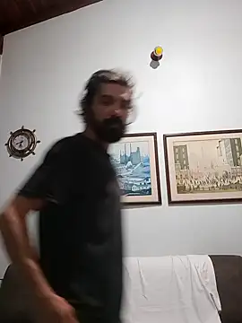 Snapshot of CrisSexShy chatting on 03/17/25, 09:44 CrisSexShy online show from 03/17/25, 09:44