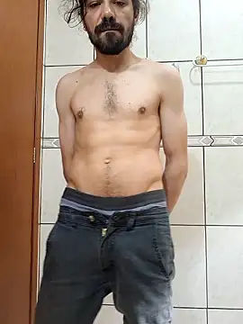 Snapshot of CrisSexShy chatting on 11/13/25, 07:24 CrisSexShy online show from 11/13/25, 07:24