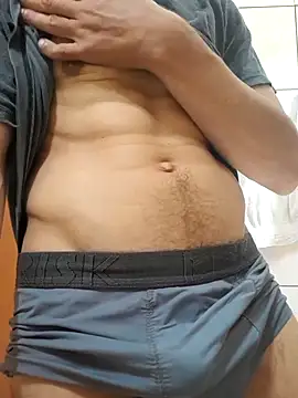 Snapshot of CrisSexShy chatting on 11/14/25, 05:22 CrisSexShy online show from 11/14/25, 05:22