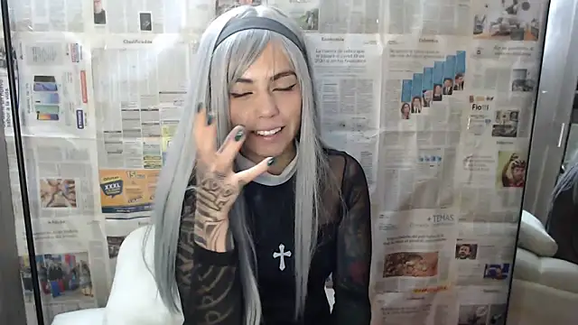 i am nina  online show from 03/20/25, 07:25