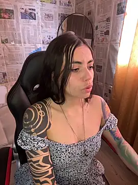 i am nina  online show from 02/25/26, 05:44