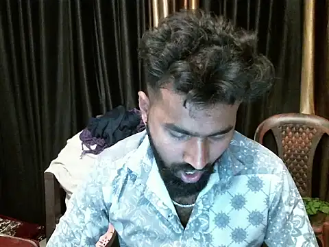 Snapshot of indian2 chatting on 12/18/24, 10:40 indian2 online show from 12/18/24, 10:40