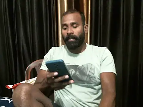 Snapshot of indian2 chatting on 01/22/25, 04:34 indian2 online show from 01/22/25, 04:34