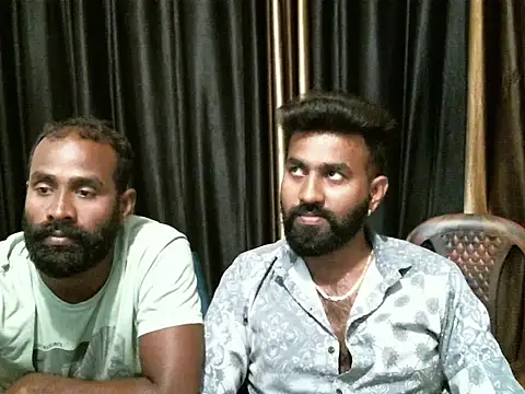 Snapshot of indian2 chatting on 02/05/25, 01:22 indian2 online show from 02/05/25, 01:22