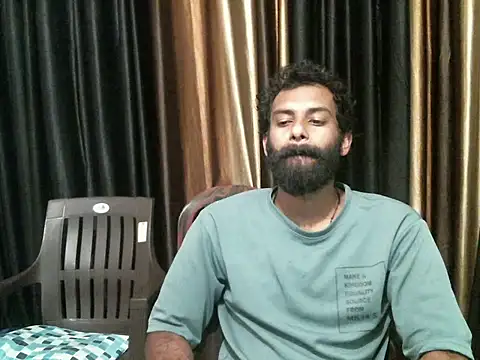 Snapshot of indian2 chatting on 02/19/25, 03:38 indian2 online show from 02/19/25, 03:38