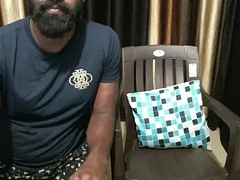 Snapshot of indian2 chatting on 03/08/26, 05:17 indian2 online show from 03/08/26, 05:17