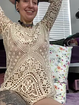 Snapshot of MissCumberdale chatting on 01/10/26, 06:20 MissCumberdale online show from 01/10/26, 06:20