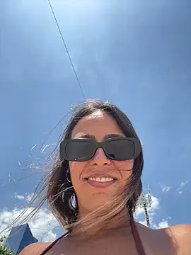 Snapshot of Gipoltergeist chatting on 01/12/26, 04:34 Gipoltergeist online show from 01/12/26, 04:34